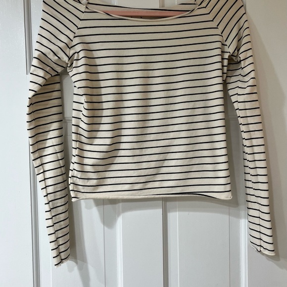John Galt Striped Bonnie Long Sleeve Off-The-Shoulder Top - Picture 4 of 4